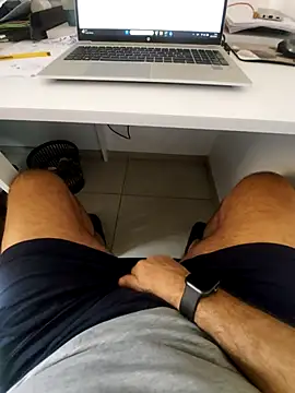 Snapshot of hpp66 chatting on December 22, 2025, 2:03 pm hpp66 online show from December 22, 2025, 2:03 pm