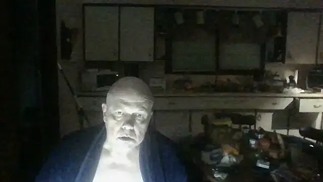 Snapshot of mapsterdaman chatting on March 1, 2026, 10:50 am mapsterdaman online show from March 1, 2026, 10:50 am