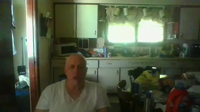 Snapshot of mapsterdaman chatting on July 4, 2026, 12:44 pm mapsterdaman online show from July 4, 2026, 12:44 pm