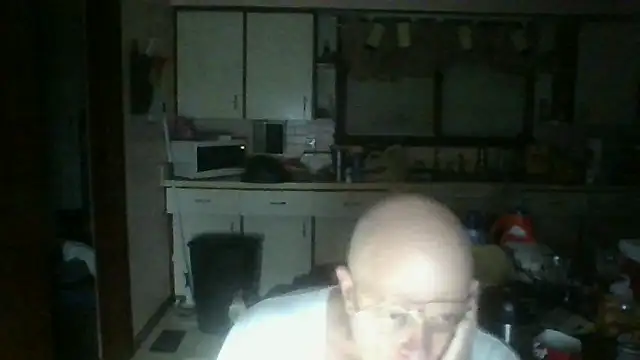Snapshot of mapsterdaman chatting on July 6, 2026, 8:22 am mapsterdaman online show from July 6, 2026, 8:22 am