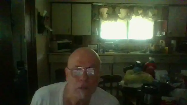 Snapshot of mapsterdaman chatting on July 6, 2026, 5:15 pm mapsterdaman online show from July 6, 2026, 5:15 pm