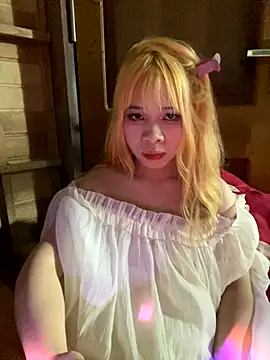 swallow-nice online show from September 21, 2025, 8:43 pm