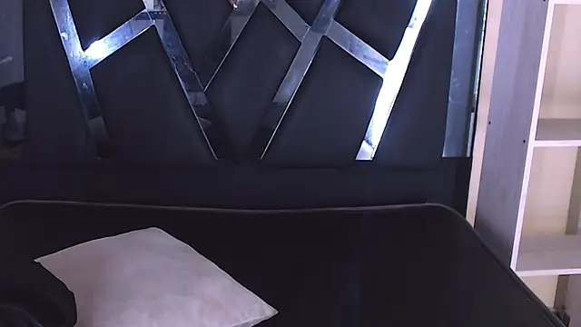 aston xvera online show from January 10, 2026, 2:08 pm