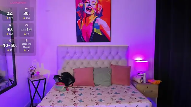 dulce fresa  online show from November 15, 2025, 4:36 pm