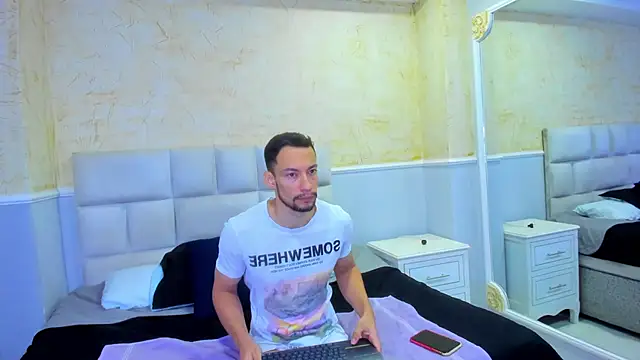 TyagoRoberts online show from September 29, 2025, 1:05 pm