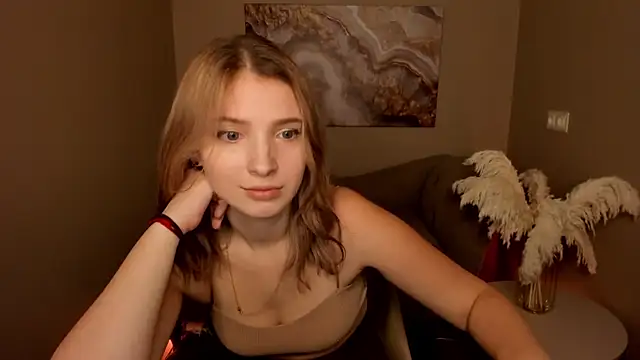 MilinaMorris online show from September 26, 2025, 3:10 am