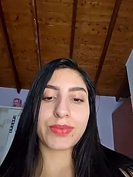 Alicia vellami online show from November 6, 2025, 4:02 am