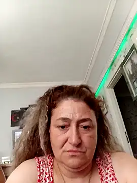  ateslisinirsiz  online show from September 14, 2025, 4:39 pm