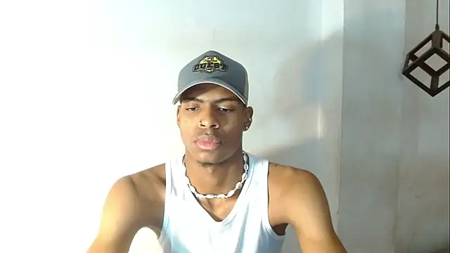 criss zuri online show from October 17, 2025, 11:57 am