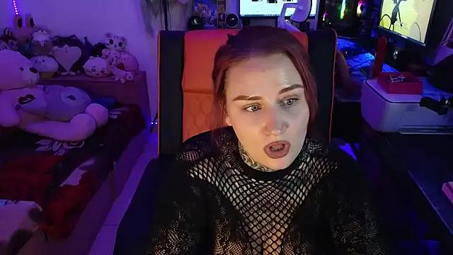 blazed vixen online show from May 21, 2026, 11:01 pm