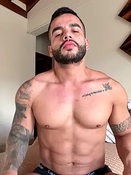 Bruno De Lucaa  online show from September 10, 2025, 4:40 pm