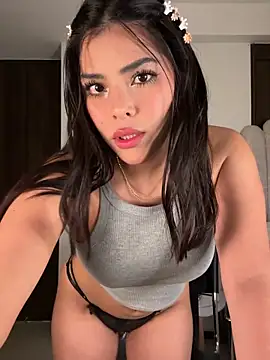 Snapshot of Sara-Evans chatting on February 25, 2026, 1:04 am Sara-Evans online show from February 25, 2026, 1:04 am