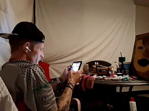 Snapshot of WWGD69 chatting on April 16, 2026, 7:42 am WWGD69 online show from April 16, 2026, 7:42 am