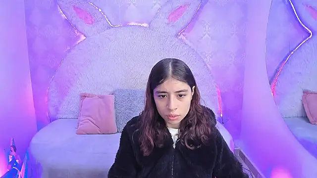 Gaby louse online show from April 14, 2026, 7:20 pm