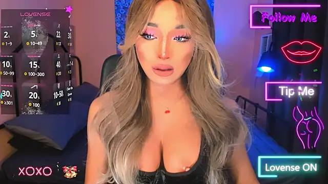 Snapshot of xUrGoddess_Bellax chatting on November 25, 2025, 1:49 am xUrGoddess Bellax online show from November 25, 2025, 1:49 am