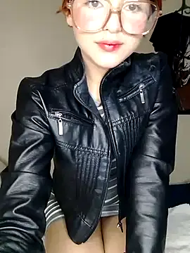 Snapshot of elizabeth05 chatting on October 5, 2025, 9:34 pm elizabeth05 online show from October 5, 2025, 9:34 pm