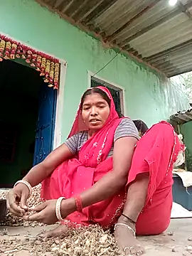 Jivika Jaiswal online show from October 22, 2025, 3:18 am