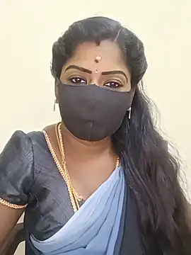 Snapshot of tamilammukuttyy chatting on June 11, 2026, 12:32 am tamilammukuttyy online show from June 11, 2026, 12:32 am