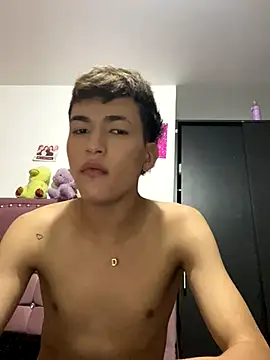 Snapshot of Thiago_blsd chatting on October 16, 2025, 5:41 am Thiago blsd online show from October 16, 2025, 5:41 am