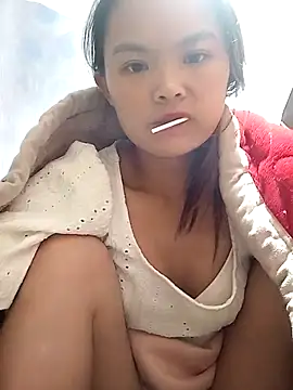 Snapshot of xinhxinhcute chatting on October 27, 2025, 9:35 am xinhxinhcute online show from October 27, 2025, 9:35 am