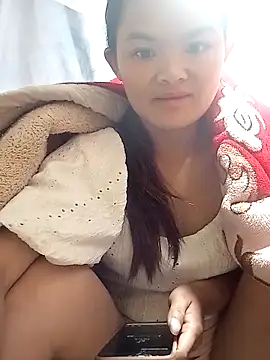 Snapshot of xinhxinhcute chatting on October 27, 2025, 9:41 pm xinhxinhcute online show from October 27, 2025, 9:41 pm