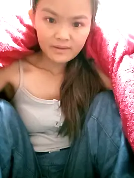 Snapshot of xinhxinhcute chatting on November 3, 2025, 11:37 pm xinhxinhcute online show from November 3, 2025, 11:37 pm