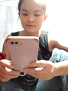 Snapshot of xinhxinhcute chatting on November 13, 2025, 7:40 am xinhxinhcute online show from November 13, 2025, 7:40 am