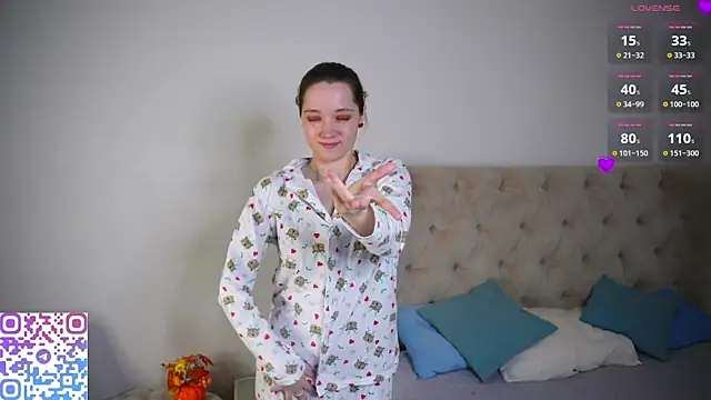 RolandaFolkes online show from November 15, 2025, 4:43 am