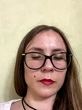 SophieDesire online show from September 18, 2025, 8:49 am