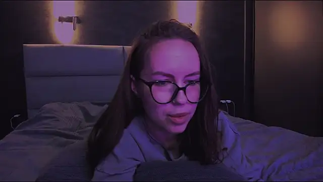 North baby online show from November 16, 2025, 10:15 pm