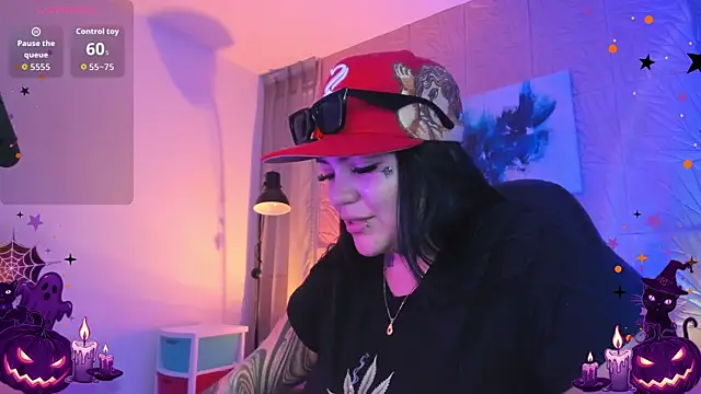 MAGIC TESSA online show from October 6, 2025, 7:22 pm