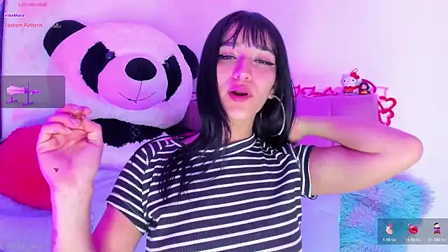 LindaWz  online show from March 12, 2026, 7:47 am