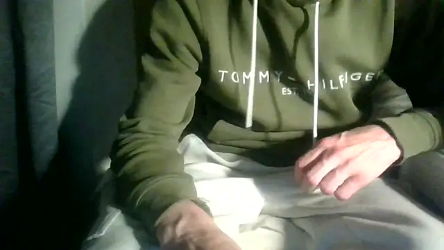 juju78jujuu online show from May 10, 2026, 7:52 pm