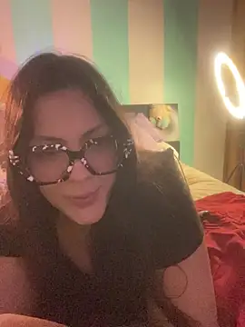 alilith online show from July 20, 2026, 6:21 pm