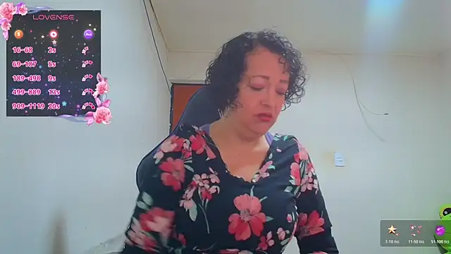 Miss Oriana online show from November 20, 2025, 3:34 pm