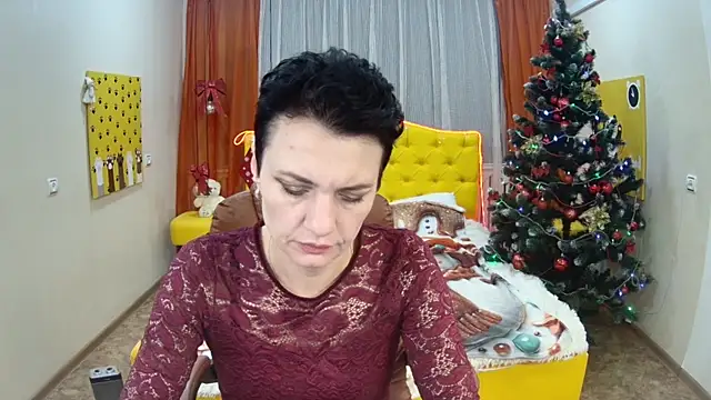 AvaSaturnian online show from December 22, 2025, 1:19 pm