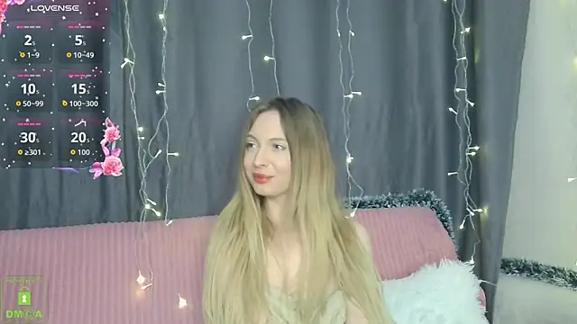 BabbbyFoxxx online show from January 11, 2026, 4:23 pm