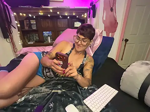 kinkycanner online show from March 26, 2026, 6:08 am