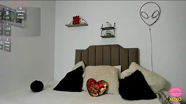 Elisabeth swan online show from September 29, 2025, 12:21 pm