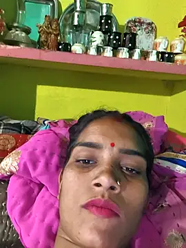 Snapshot of So_pinki chatting on April 15, 2026, 3:08 pm So pinki online show from April 15, 2026, 3:08 pm