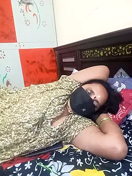 Snapshot of Mee_harini-telugupilla chatting on October 28, 2025, 6:10 pm Mee harini-telugupilla online show from October 28, 2025, 6:10 pm