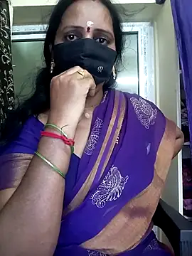 Snapshot of Mee_harini-telugupilla chatting on November 4, 2025, 3:49 am Mee harini-telugupilla online show from November 4, 2025, 3:49 am