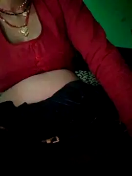 Snapshot of cutrashmi_hot47 chatting on December 17, 2025, 10:32 am cutrashmi hot47 online show from December 17, 2025, 10:32 am