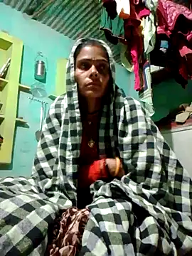 Snapshot of H_seema chatting on October 9, 2025, 2:04 pm H seema online show from October 9, 2025, 2:04 pm