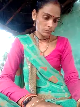 Snapshot of H_seema chatting on October 26, 2025, 2:28 am H seema online show from October 26, 2025, 2:28 am