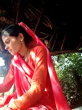 Snapshot of H_seema chatting on November 15, 2025, 3:26 am H seema online show from November 15, 2025, 3:26 am