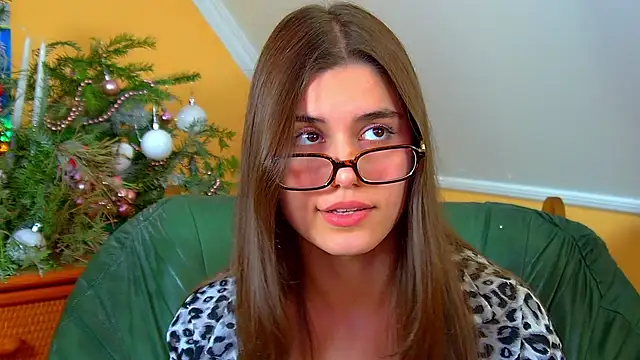 ArianaAllens online show from December 19, 2025, 11:17 am