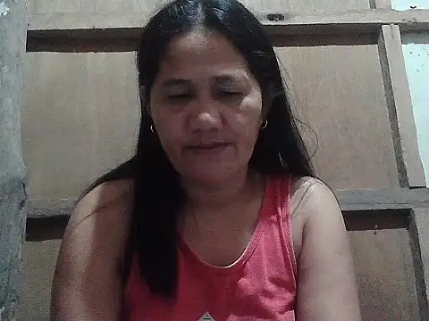 hotmama 063 online show from April 16, 2026, 10:38 am