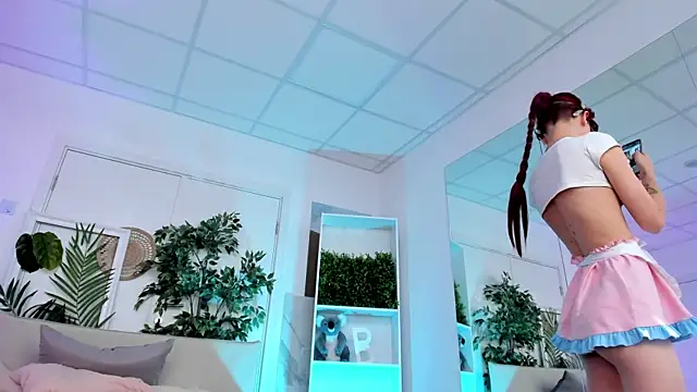 Sima Wendy online show from September 18, 2025, 6:26 am