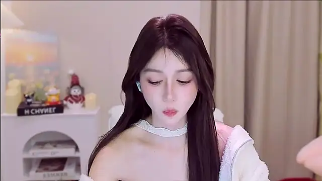 Snapshot of Wow-fairy chatting on February 3, 2026, 12:21 pm Wow-fairy online show from February 3, 2026, 12:21 pm